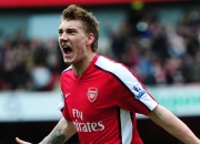 米兰体育官网-阿森纳前锋状态回暖，连续三轮破门得分的简单介绍