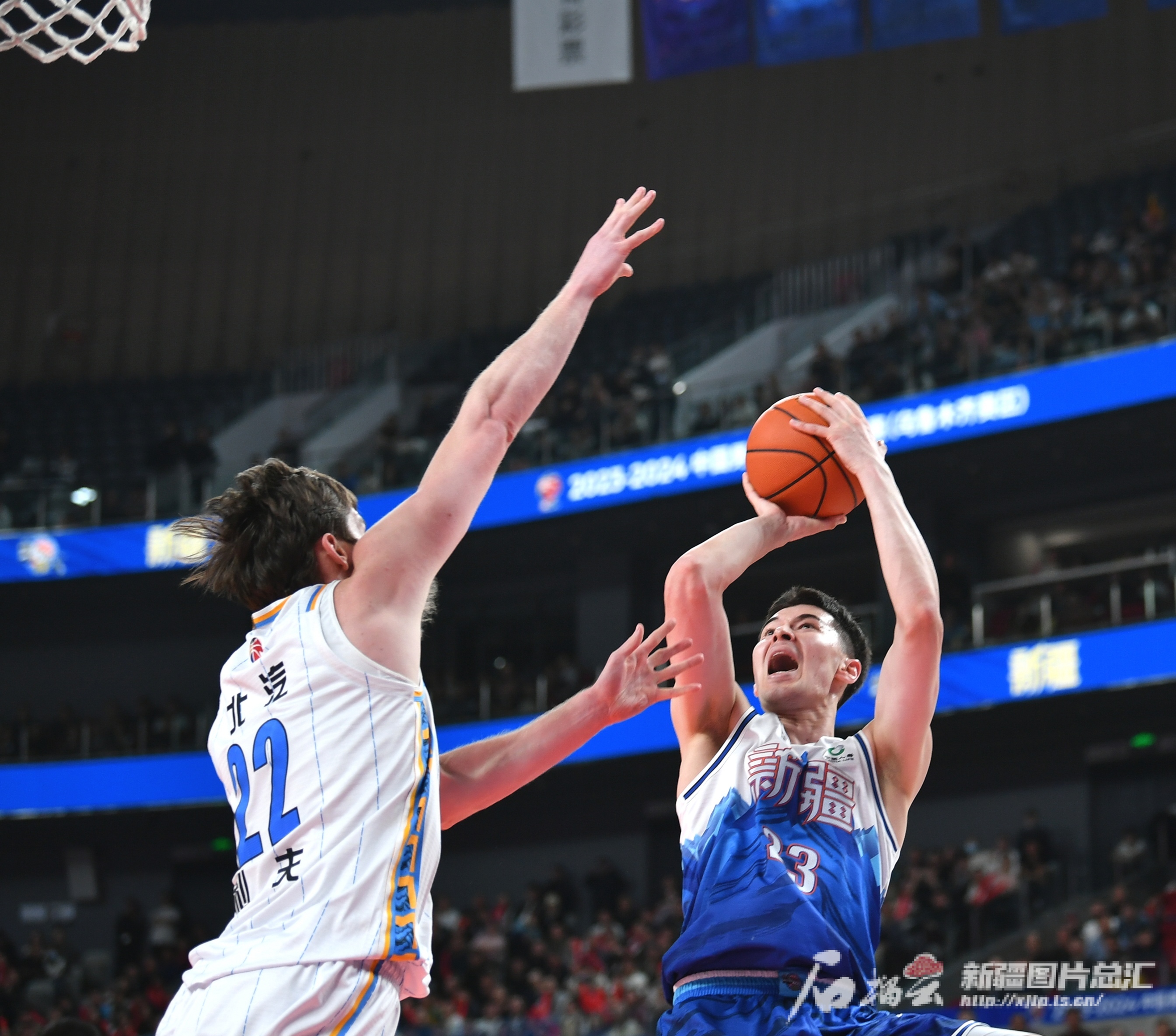 新疆男篮主场取胜，延续连胜势头的简单介绍