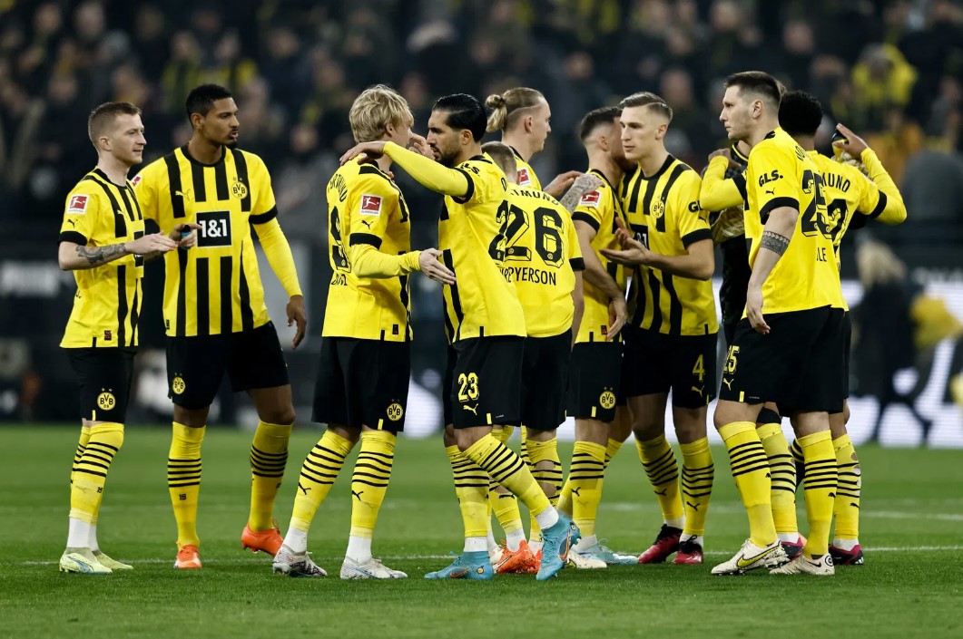 德国足球俱乐部遭受经济困境