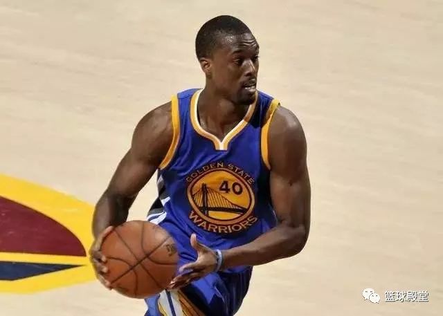 开拓者逆转黄蜂保住希望