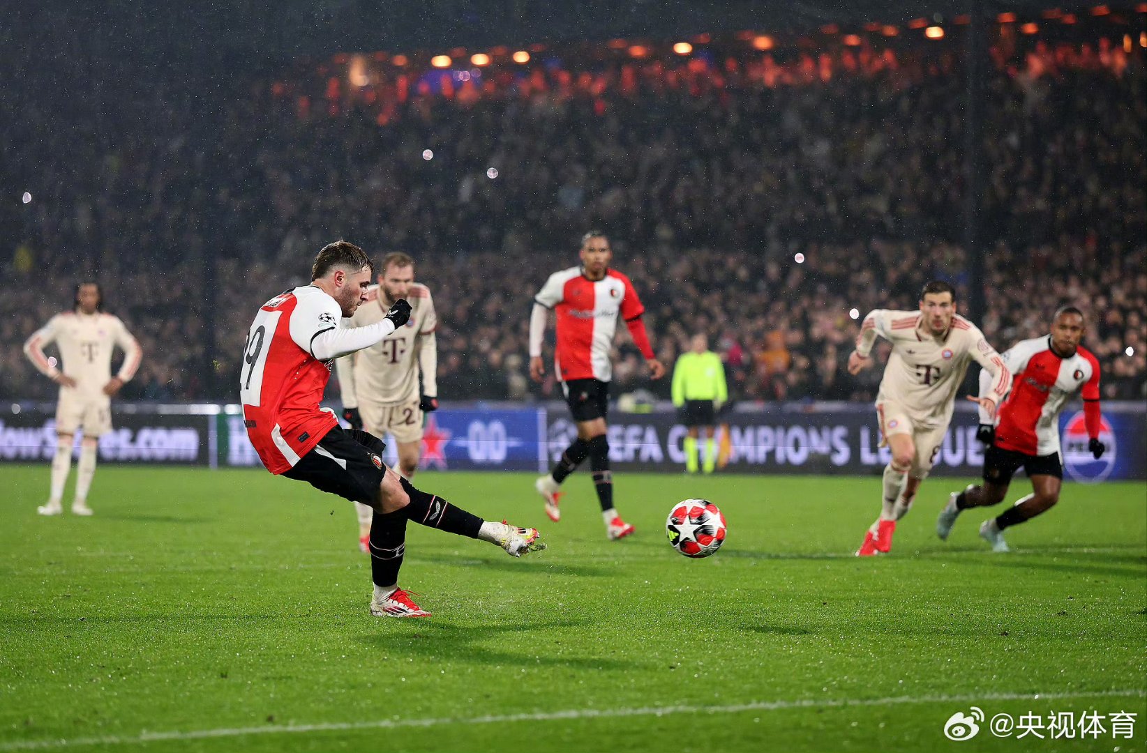 德国杯赛上演惊险一幕,豪门险胜 德国杯赛上演惊险一幕,豪门险胜