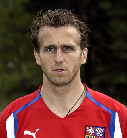 关于国际足坛传来佳音，捷克队精彩胜利的信息