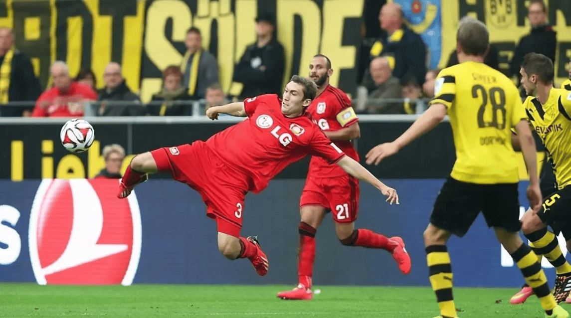 莱比锡红牛客场连胜，状态火热