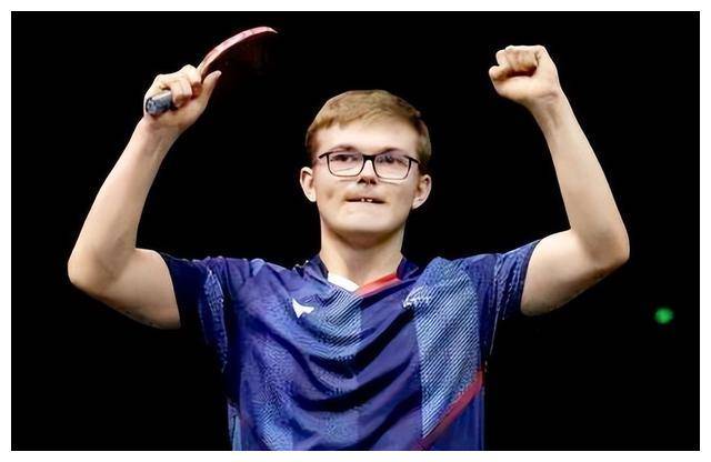 法国新秀成为球队关键先发,触目惊心 法国新秀成为球队关键先发,触目惊心