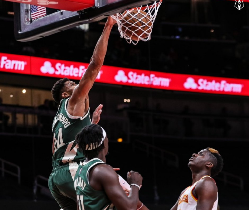 雄鹿连胜老鹰，牢牢占据前列