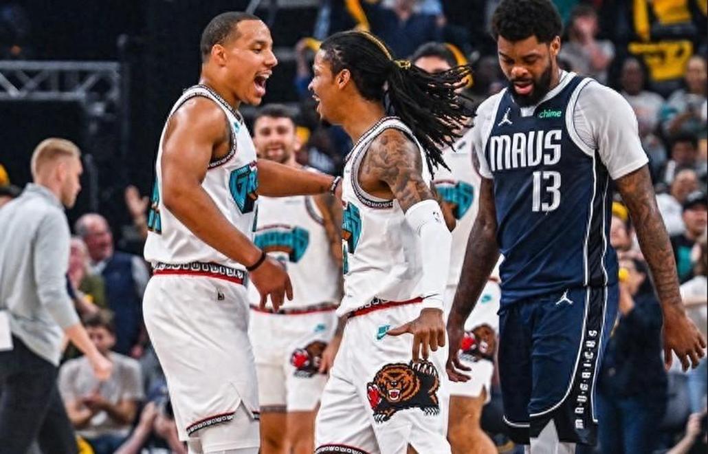 独行侠大胜灰熊,止连败! 独行侠大胜灰熊,止连败!