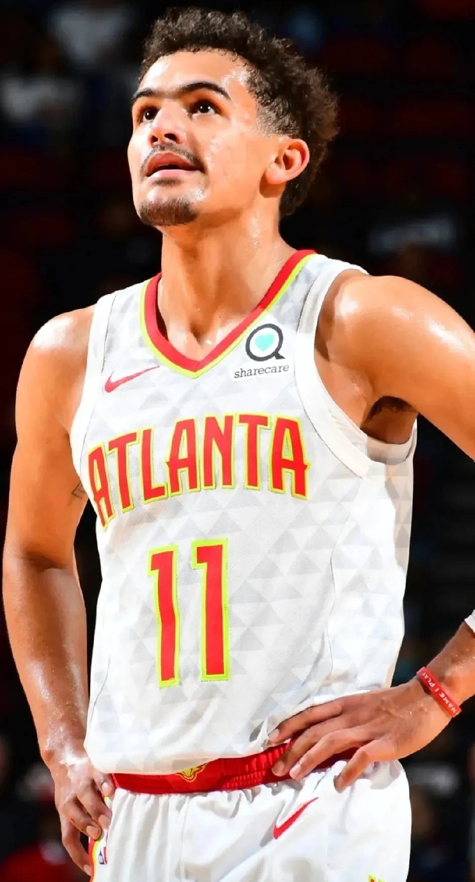 老鹰不敌骑士，特雷-杨砍下30分的简单介绍